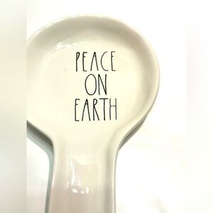 Rae Dunn Peace On Earth Spoon Holder